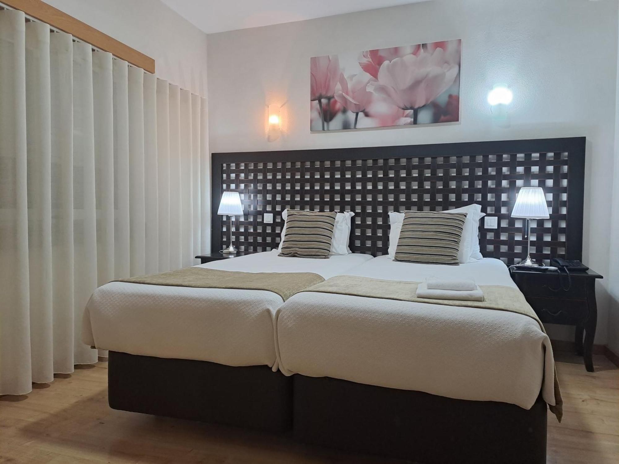 Hotel Square Sertã Eksteriør billede